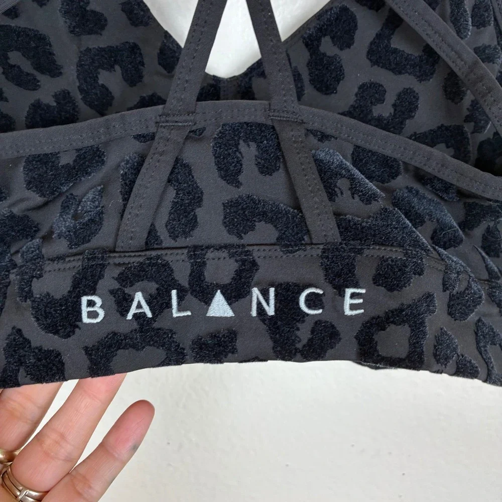 Balance Athletica Sports Bra Sz M Leopard Velvet Strappy Athleisure Gym Training